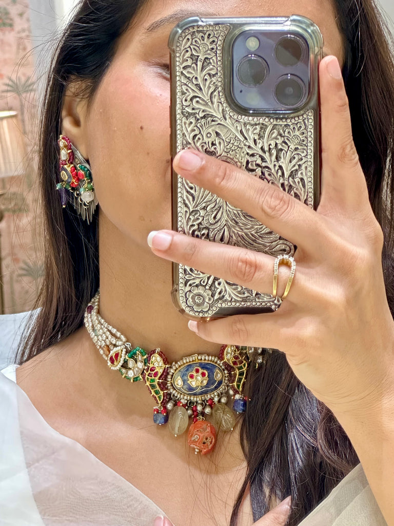 FS283  Maahru Silver Necklace