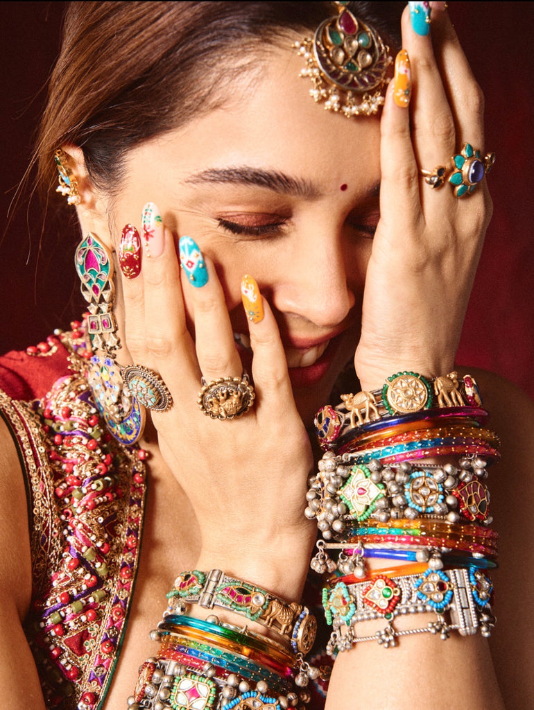 Sharvari Wagh in JV783 Maahru Silver Ring