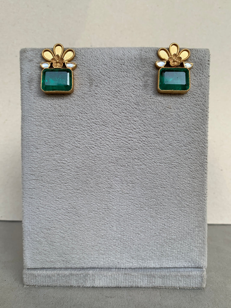 AA697 Rambaugh Heritage Earrings