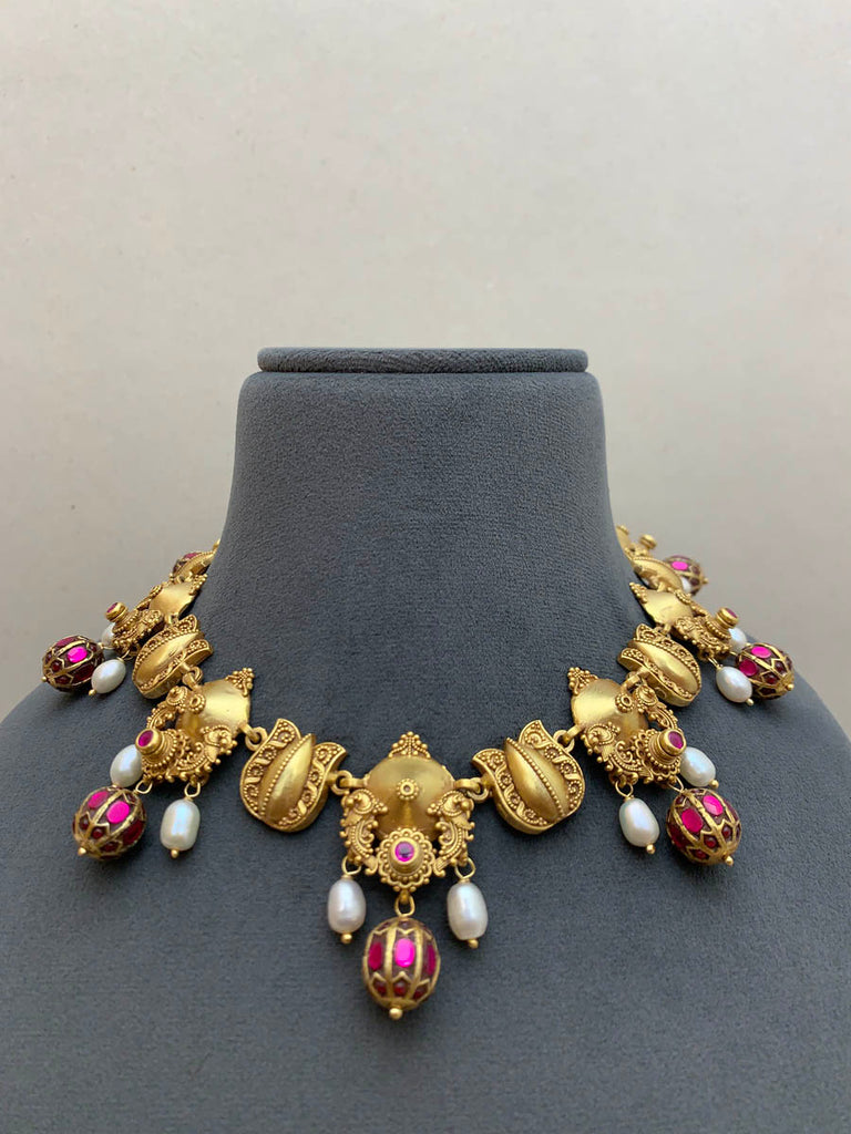 AJ1312 Heritage Antique Necklace