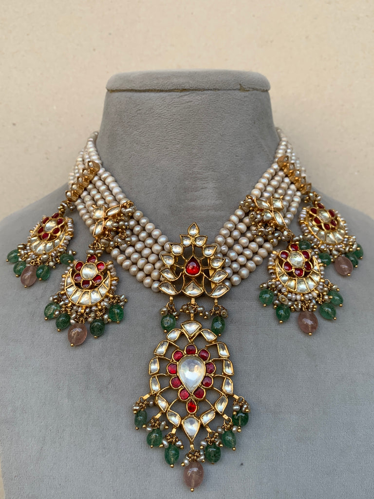 C1493 Heritage Antique Set