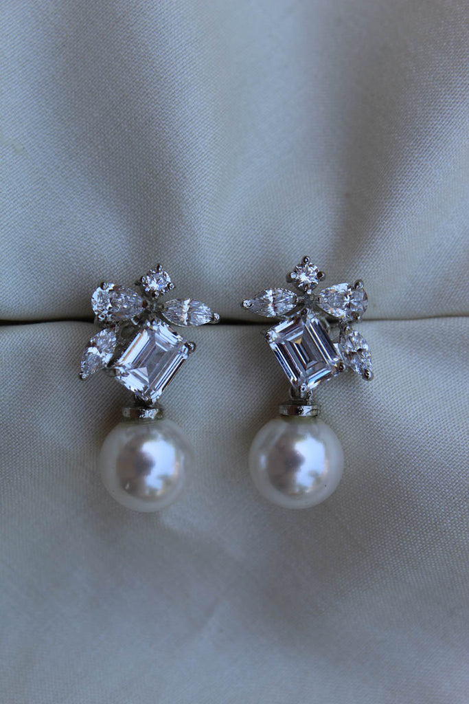 CL795 Diamond Earrings (92.5 silver)