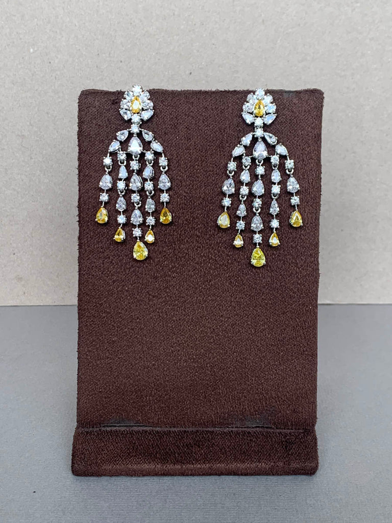 DE560 YELLOW Diamond Earrings