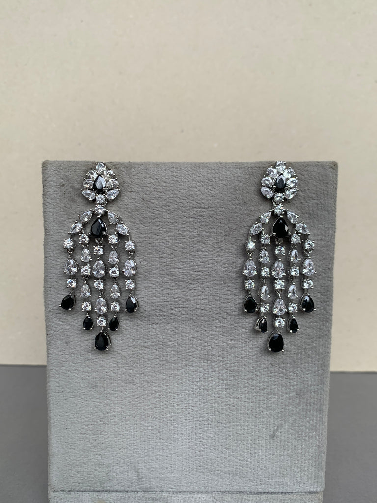 DE560P  Diamond Earrings