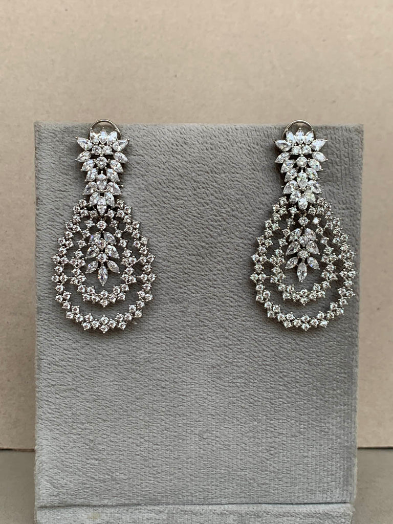 DE630  Diamond Earrings