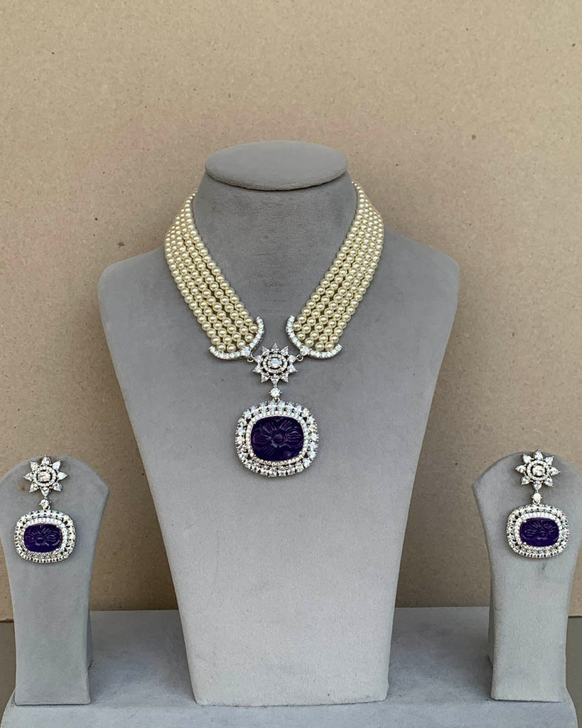 DN665 Sapphire Diamond Set