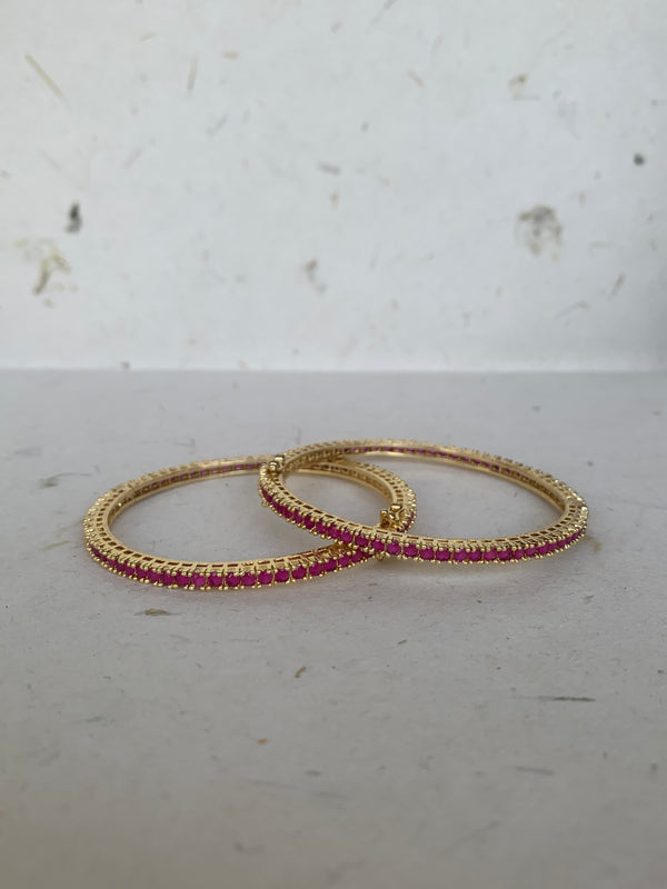 DB138 Ruby Stone Bangle