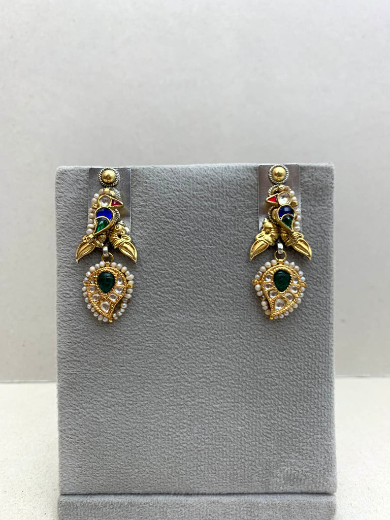E1000  Maahru Silver Earrings
