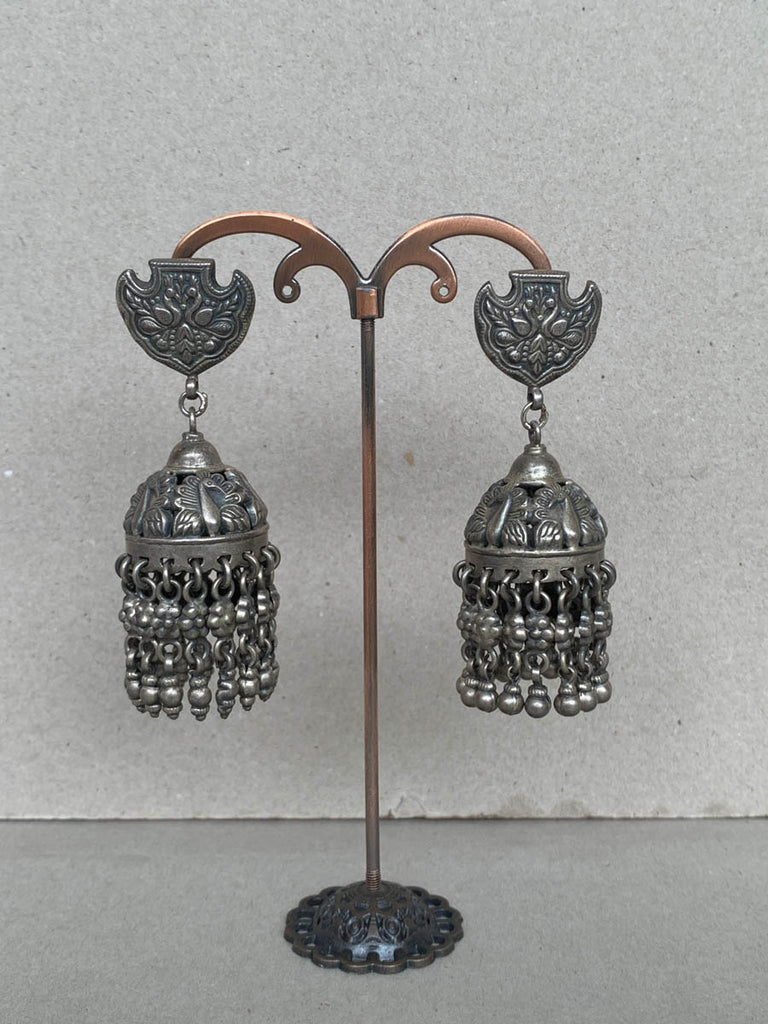 E1029  Maahru Silver Earrings