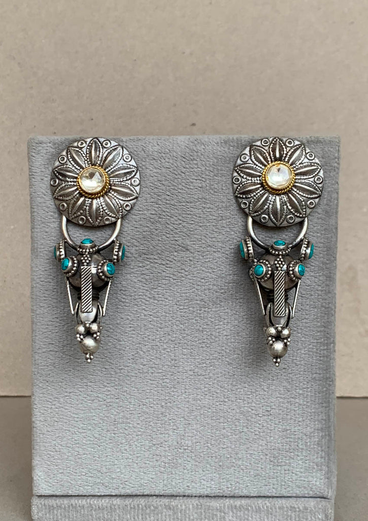 E1254  Maahru Silver Earrings