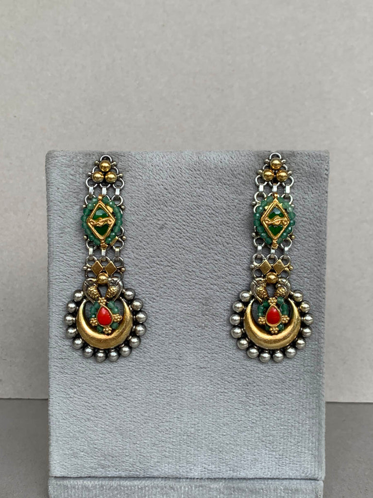 E1390  Maahru Silver Earrings