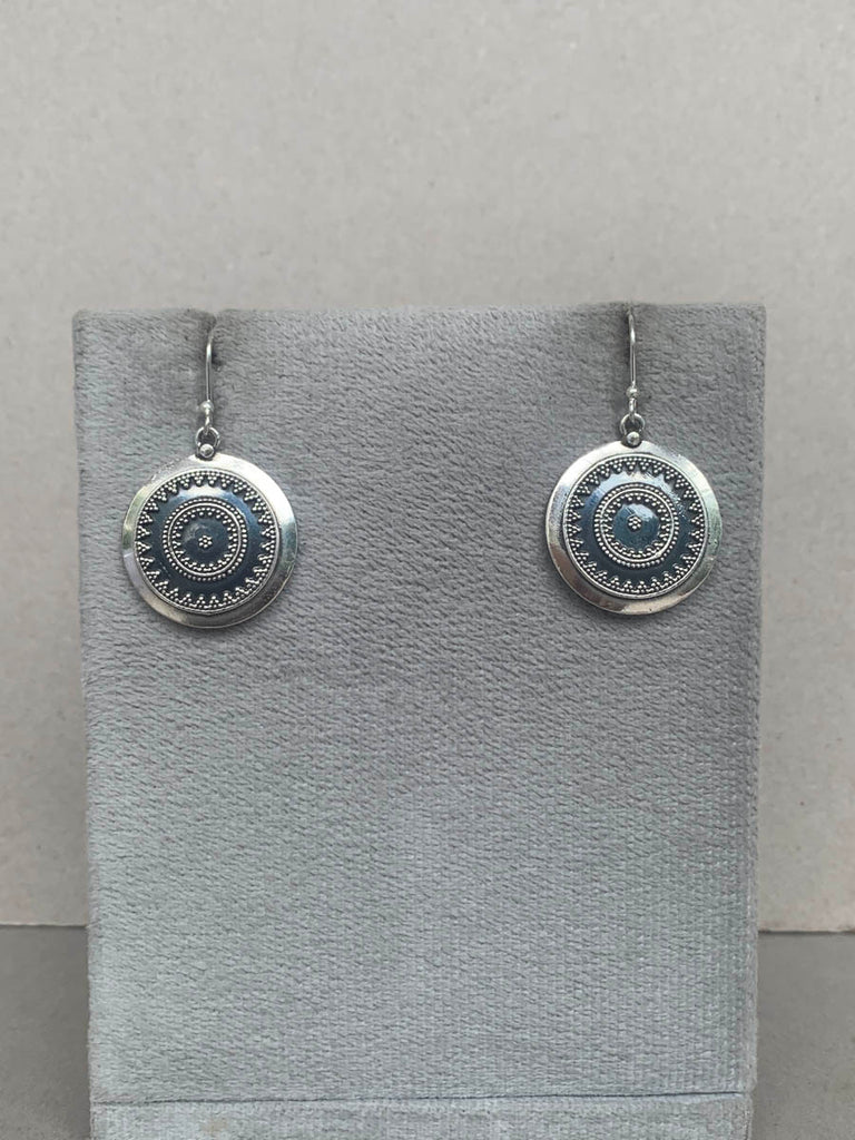 E1559  Maahru Silver Earrings