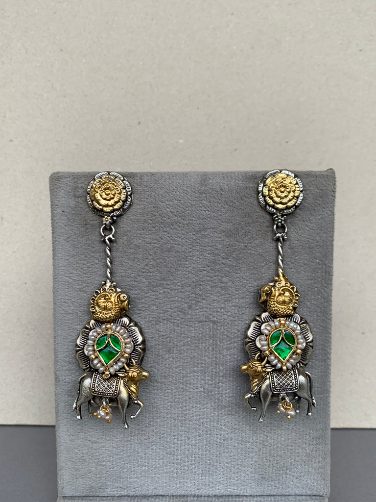 E1761 Maahru Silver Earrings