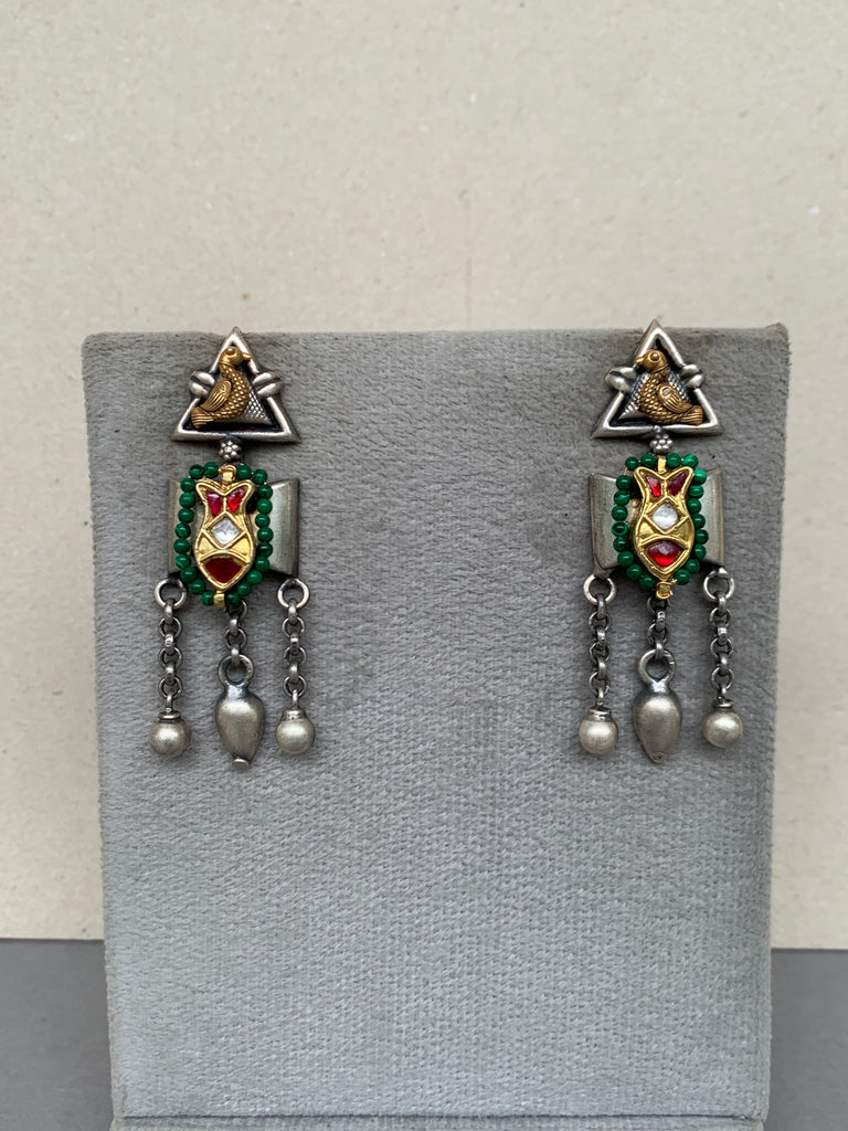 E1766 Maahru Silver Earrings