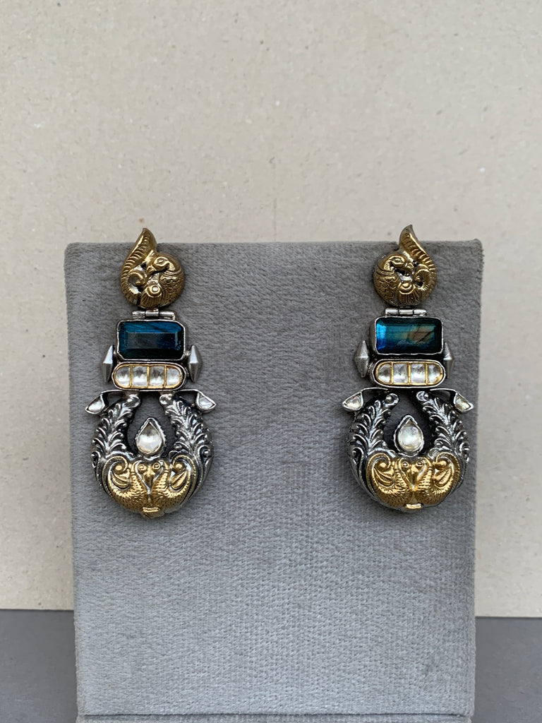 E1778 Maahru Silver Earrings