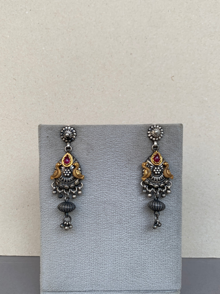 E1788 Maahru Silver Earrings
