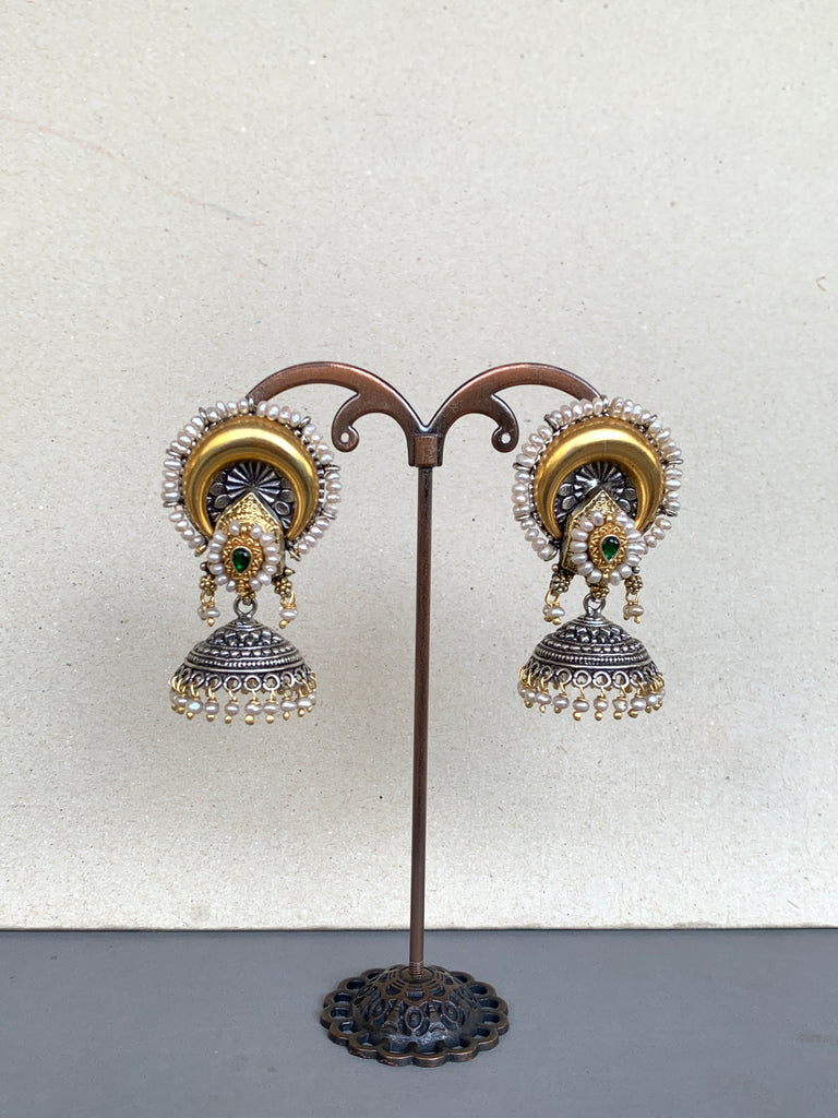E1794  Maahru Silver Earrings
