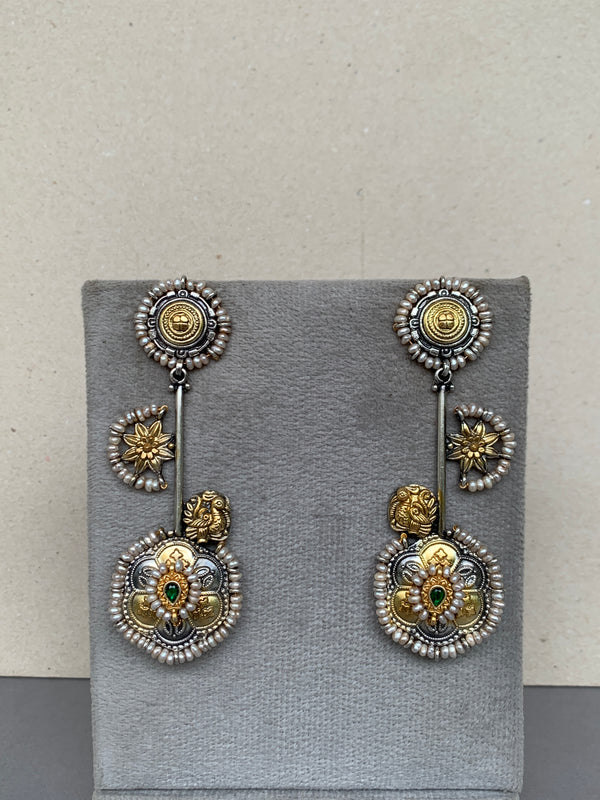 VedikaKaul Vyas in E1795 Maahru Silver Earrings
