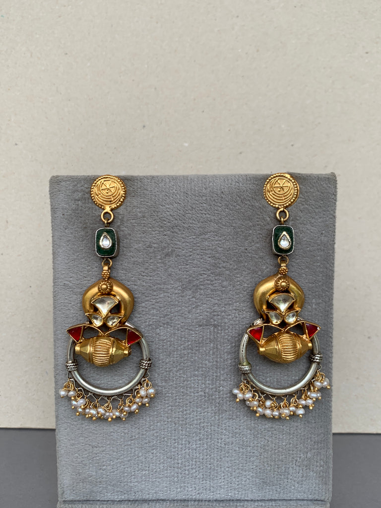 E1800 Maahru Silver Earrings