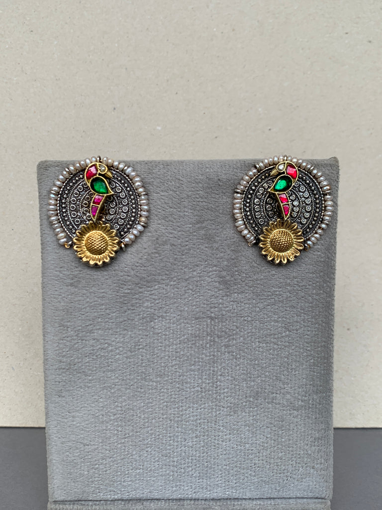 E1801 Maahru Silver Earrings