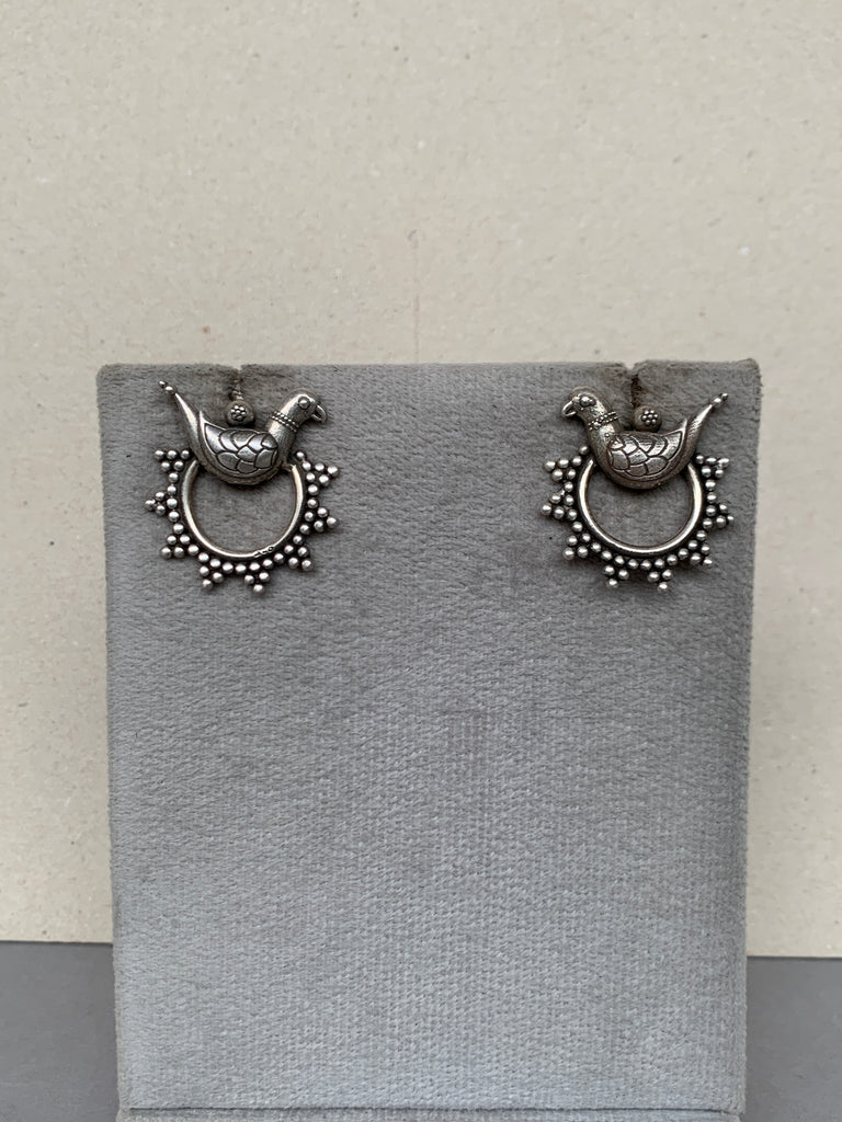E1812 Maahru Silver Earrings