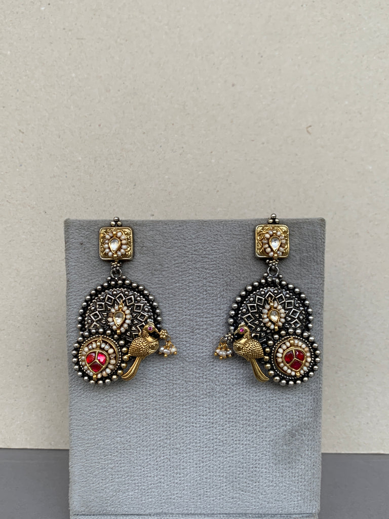 E1852 Maahru Silver Earrings