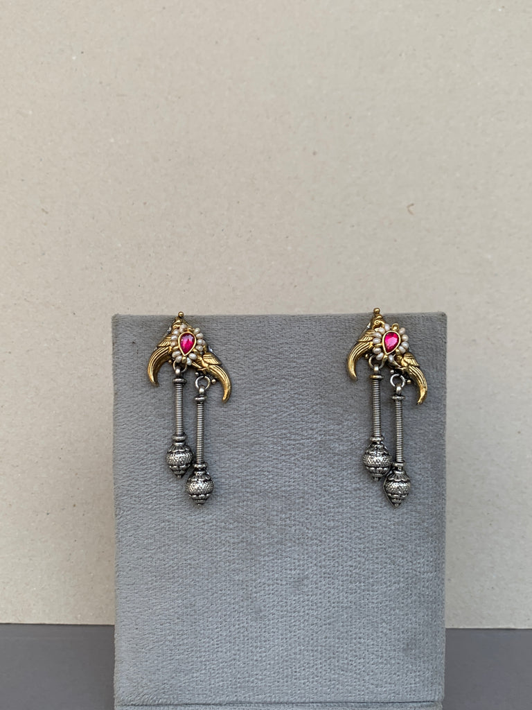 E1859 Maahru Silver Earrings