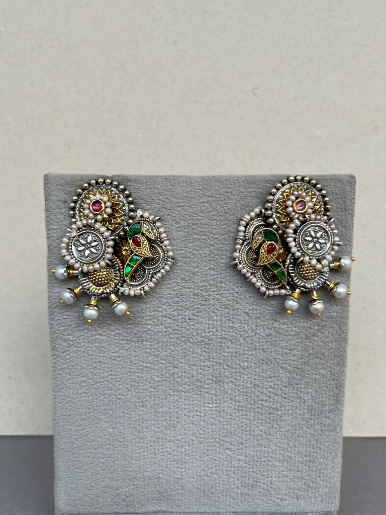 E1874 Maahru Silver Earrings