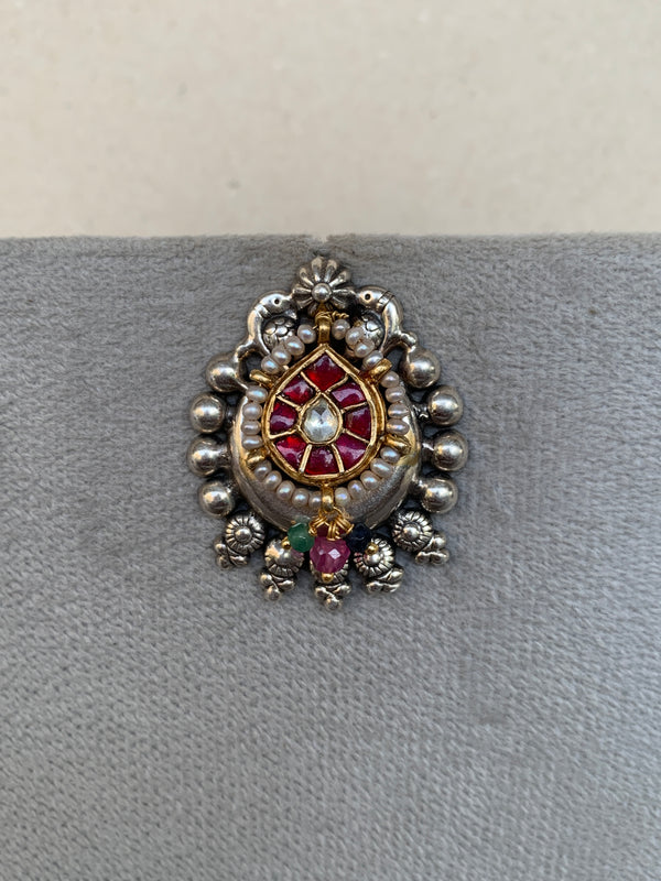 E1883 Maahru Silver Earrings