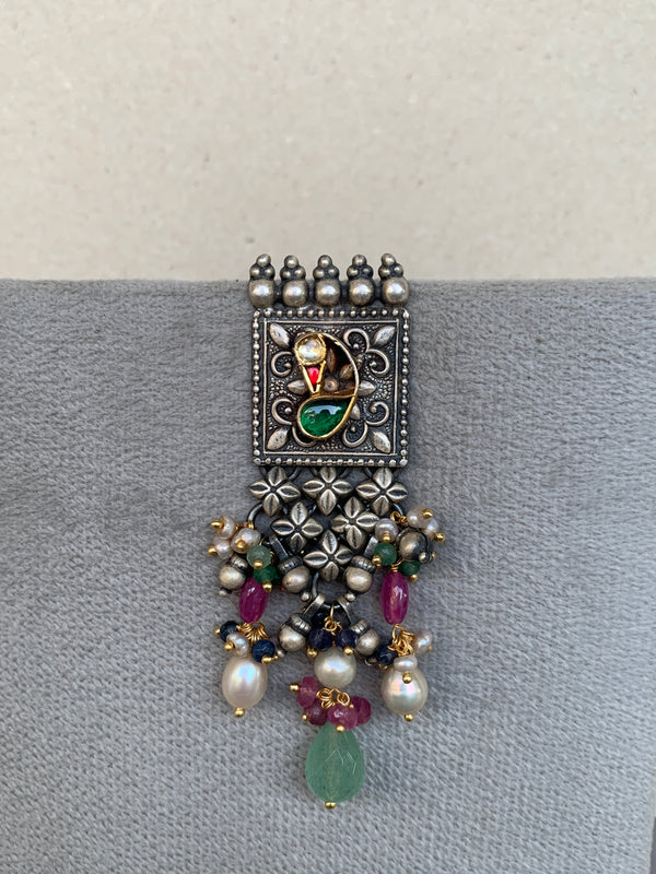 E1884 Maahru Silver Earrings