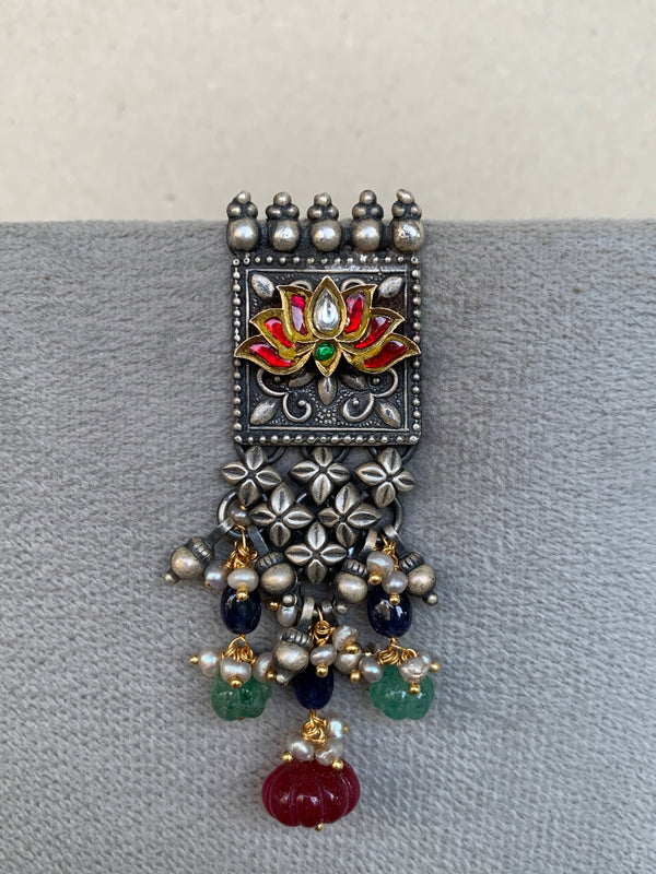 E1886 Maahru Silver Earrings