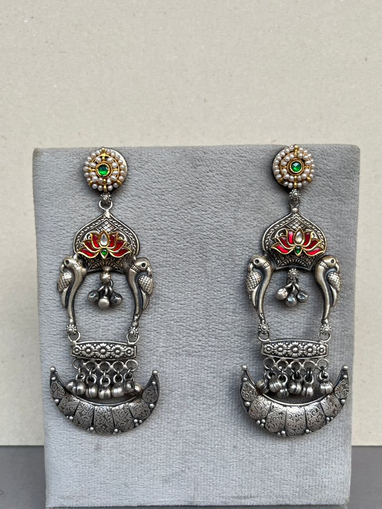 E1894 Maahru Silver Earrings
