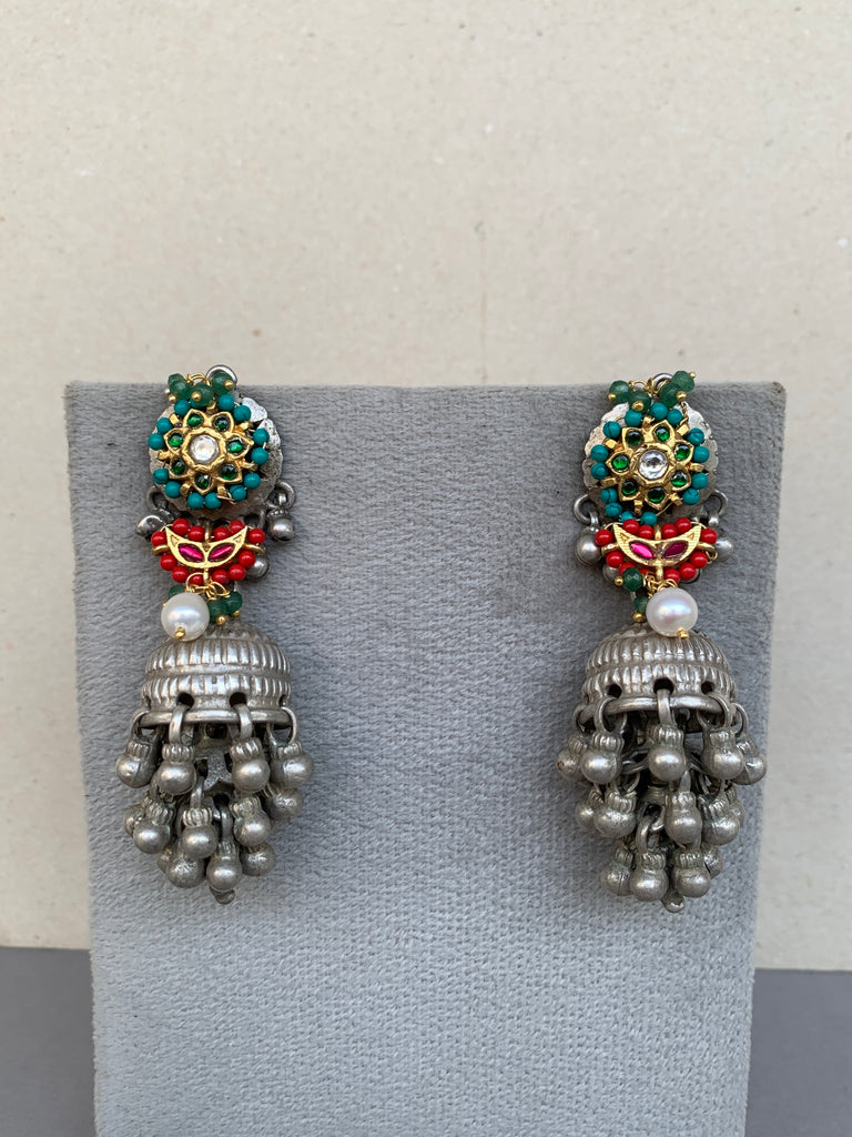 E1904 Maahru Silver Earrings