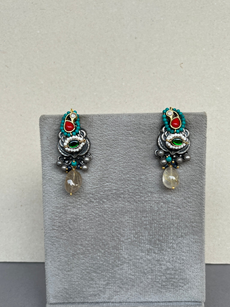 E1905 Maahru Silver Earrings