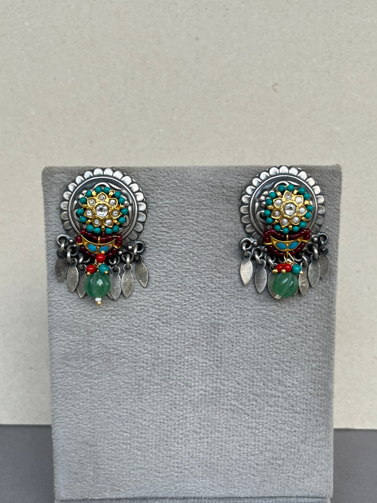 E1906 Maahru Silver Earrings