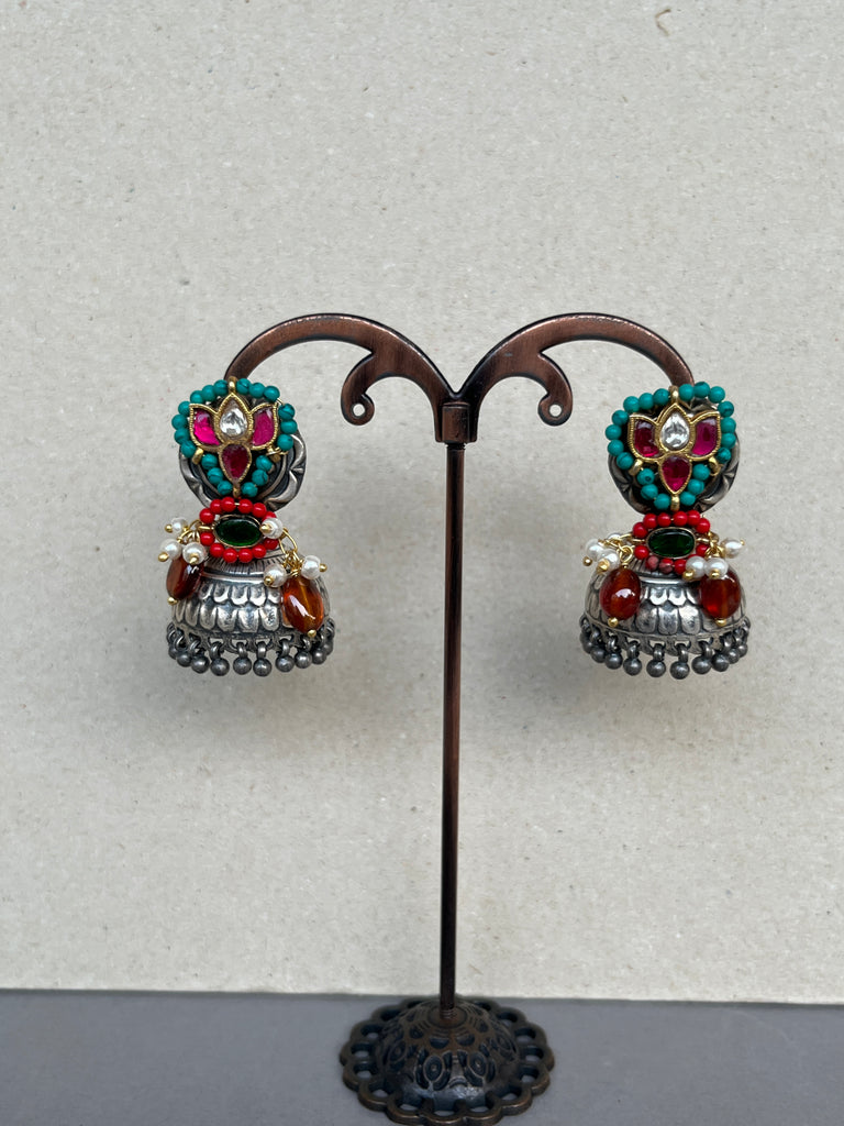 E1910 Maahru Silver Earrings