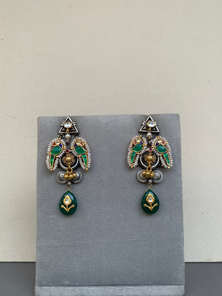 E1932  Maahru Silver Earrings