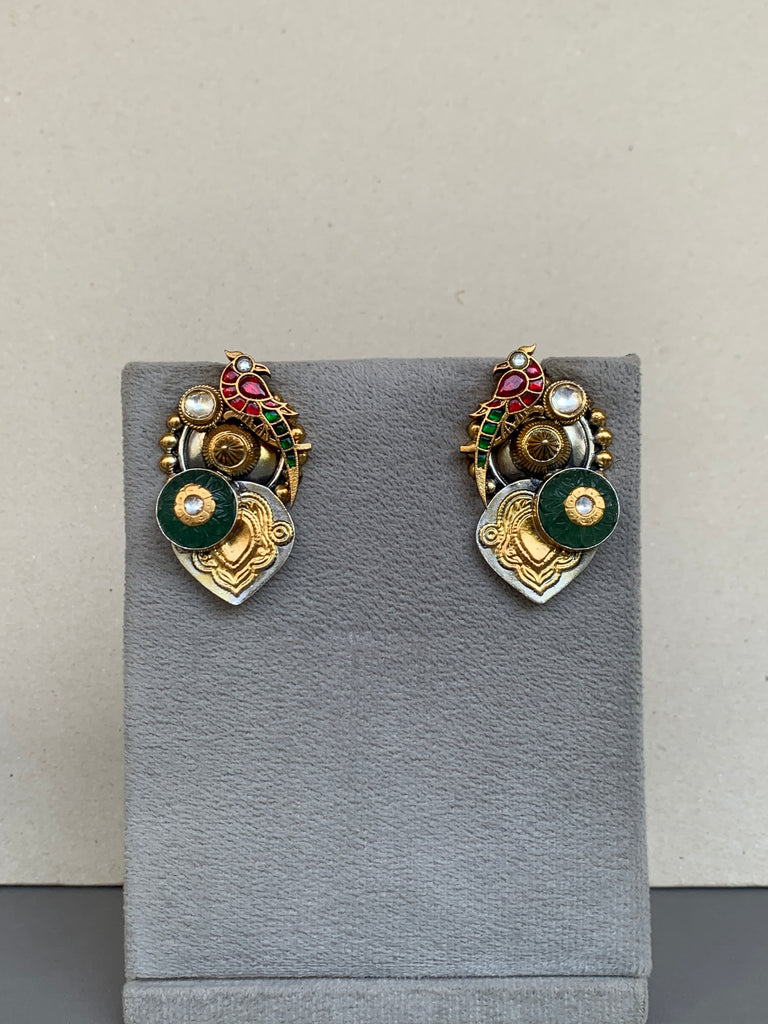 E1944  Maahru Silver Earrings