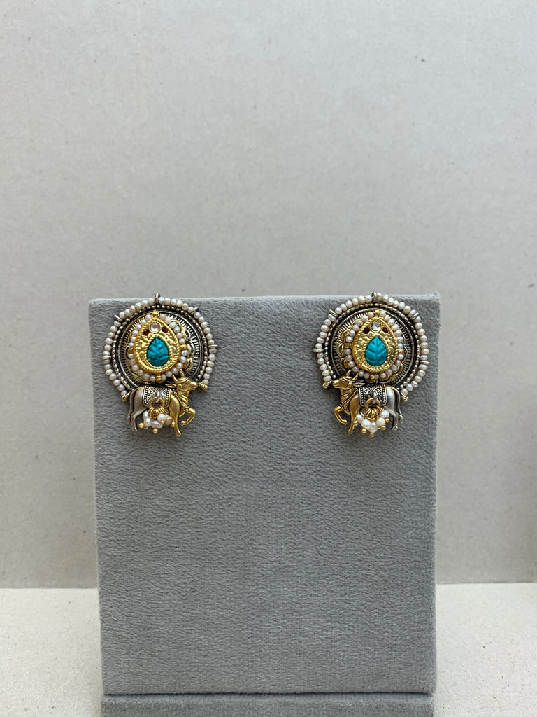 E1961 Maahru Silver Earrings