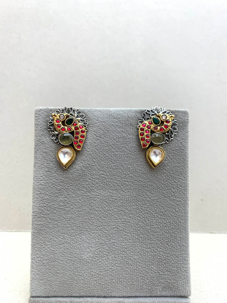 E1986 Maahru Silver Earrings
