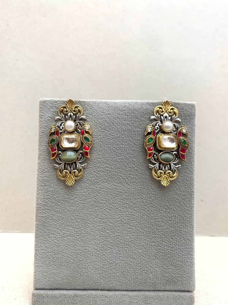 E1989 Maahru Silver Earrings