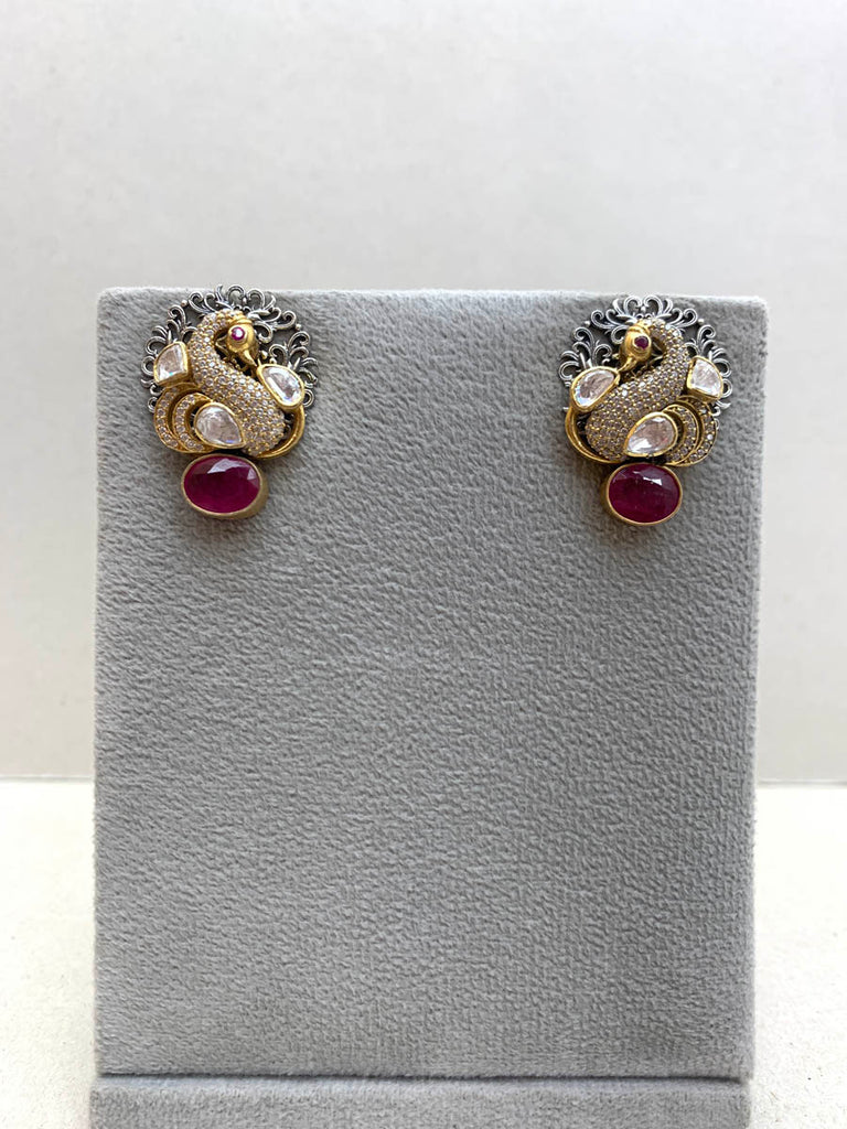 E1995  Maahru Silver Earrings
