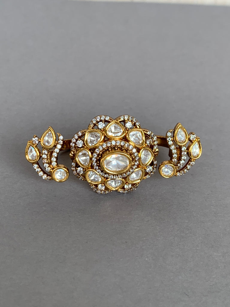 EA130 Indo Western Uncut Ring