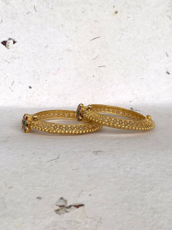 FB057 Antique Jadau Bangle