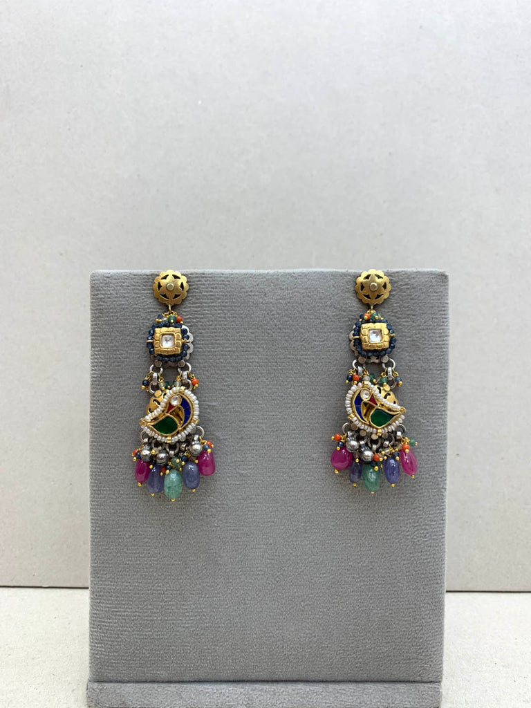 FE30  Maahru Silver Earrings