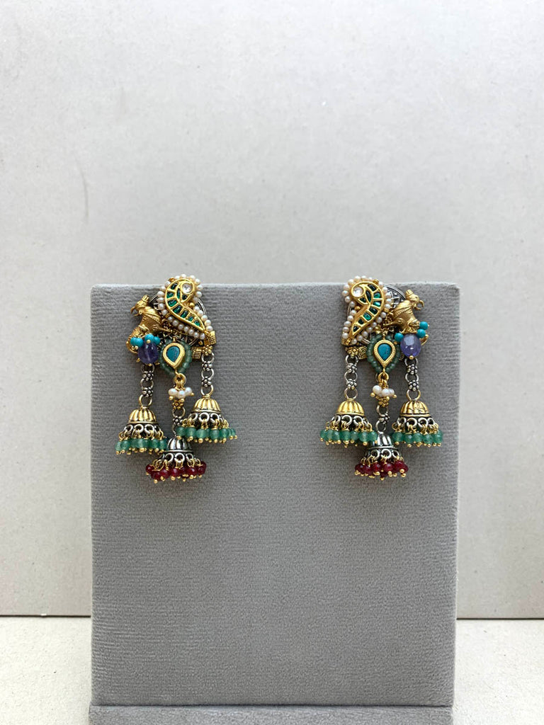 FE49  Maahru Silver Jhumka