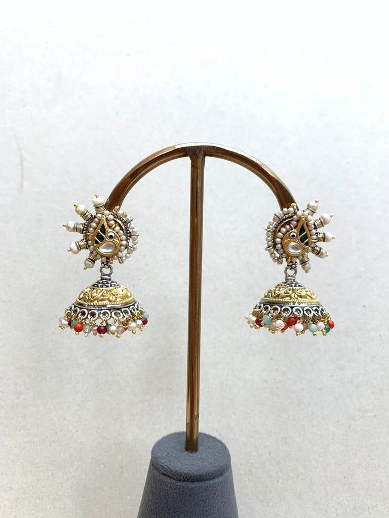 FE52  Maahru Silver Jhumka