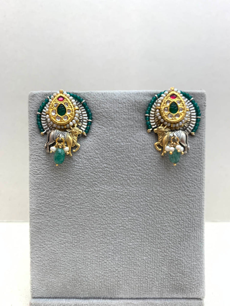 FE6  Maahru Silver Earrings
