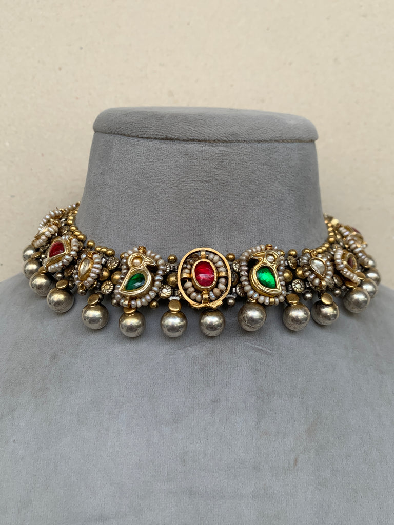 FS119  Maahru Silver Necklace