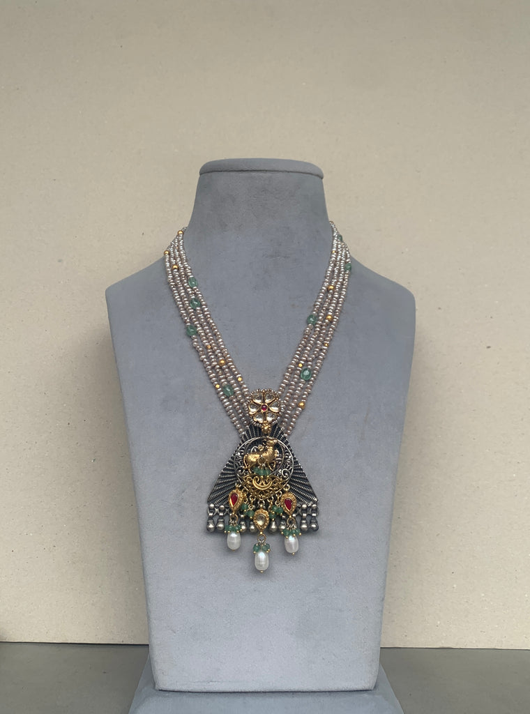 FS12 Maahru Silver Necklace